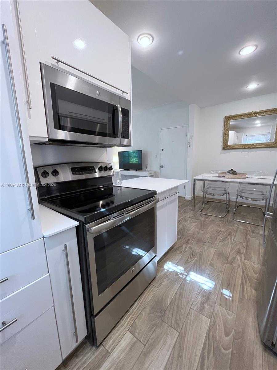 Small Image of 1611 EUCLID AVE #1, Miami Beach Number 10