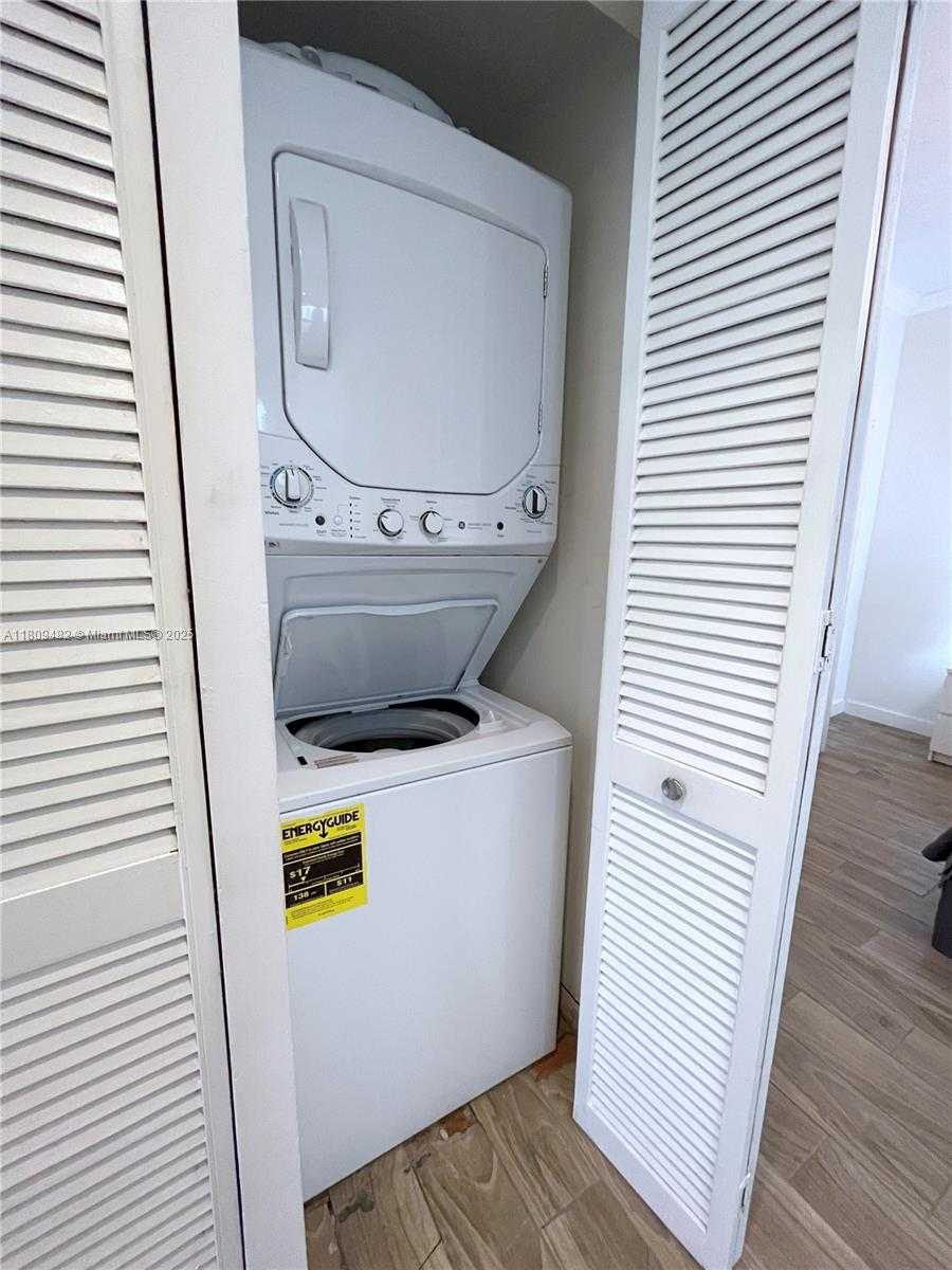 Small Image of 1611 EUCLID AVE #1, Miami Beach Number 11