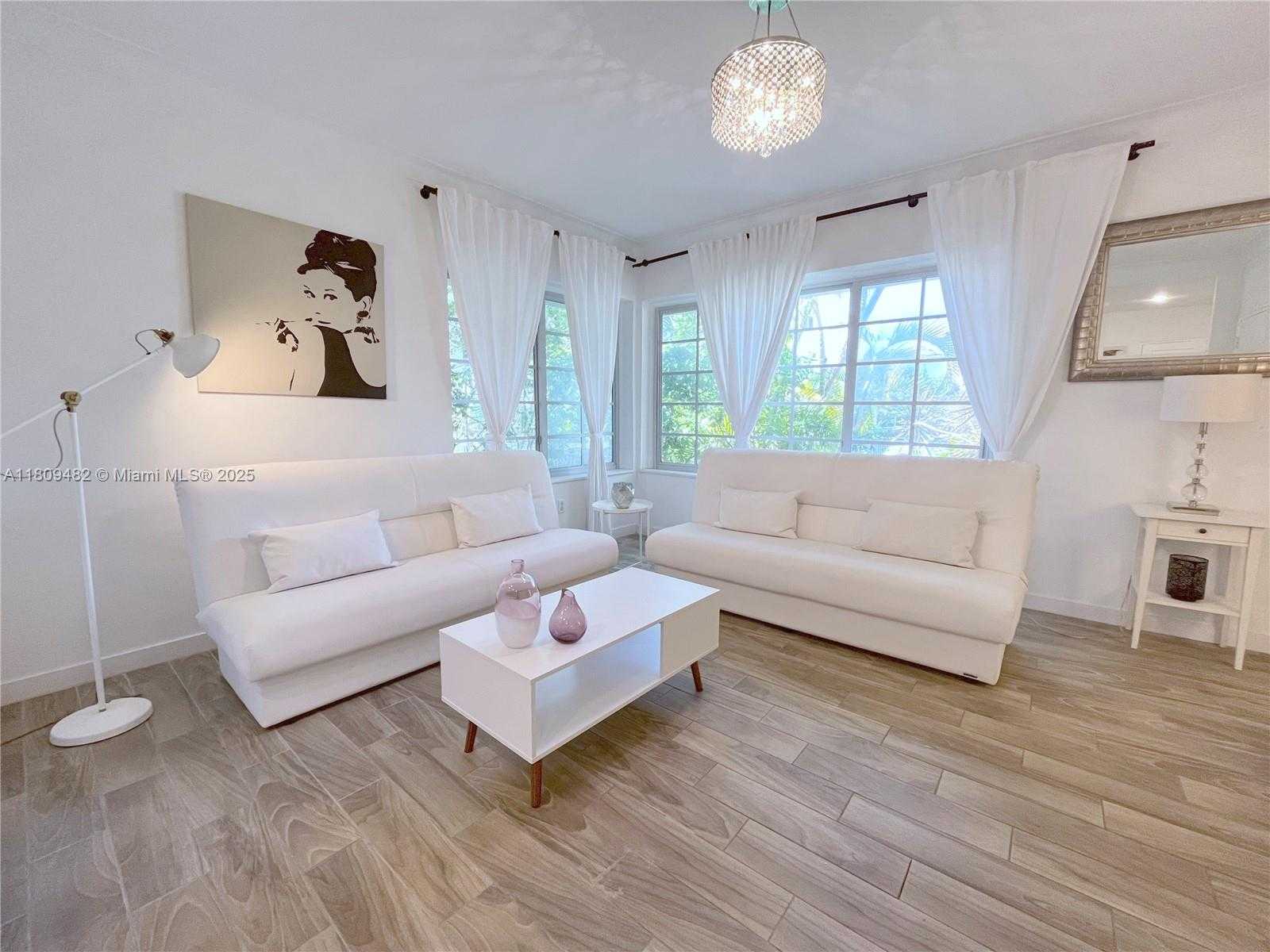 Small Image of 1611 EUCLID AVE #1, Miami Beach Number 2