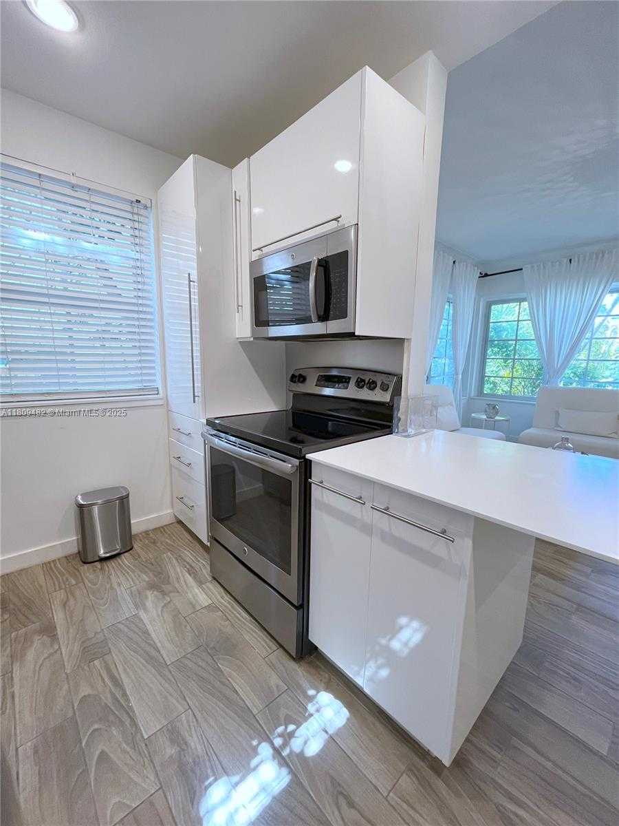 Small Image of 1611 EUCLID AVE #1, Miami Beach Number 8