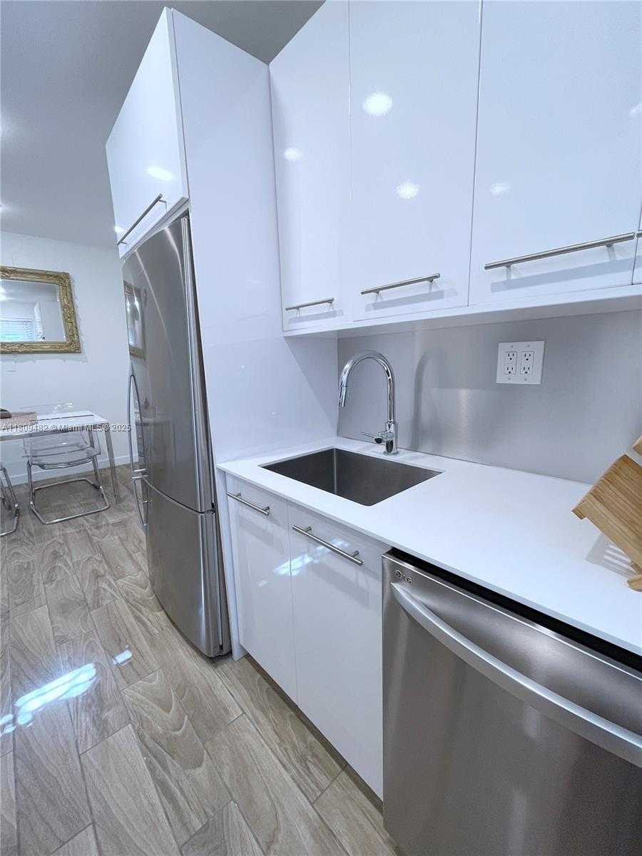 Small Image of 1611 EUCLID AVE #1, Miami Beach Number 9