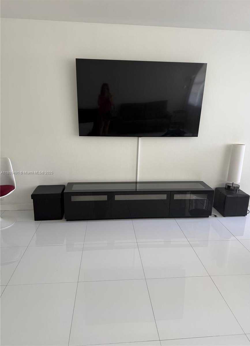 Small Image of 100 LINCOLN RD #418, Miami Beach Number 5