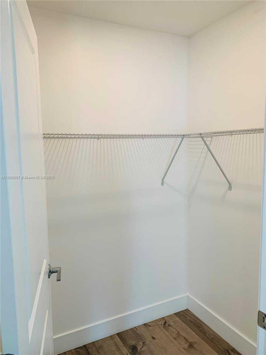 Small Image of 39 NORTH WEST 7TH AVE #505, Miami Number 5