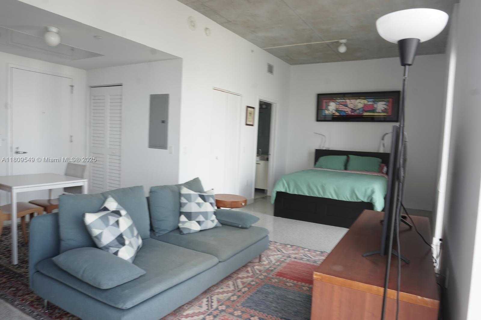 Small Image of 151 SOUTH EAST 1ST ST #3304, Miami Number 10