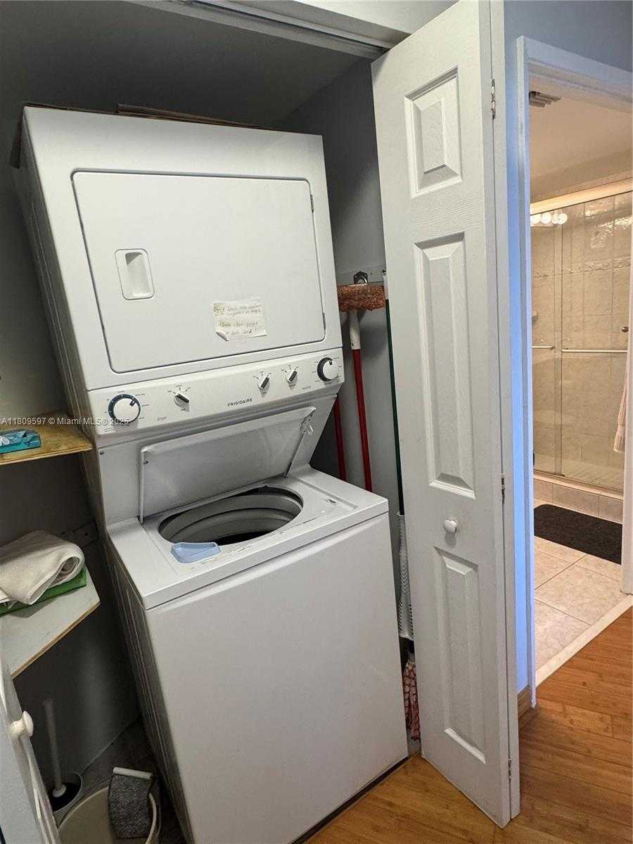 Small Image of 3400 NORTH EAST 192ND ST #LPH3, Aventura Number 18