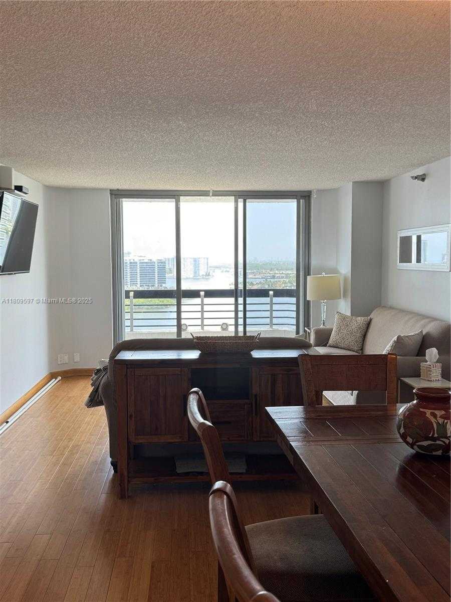 Small Image of 3400 NORTH EAST 192ND ST #LPH3, Aventura Number 5