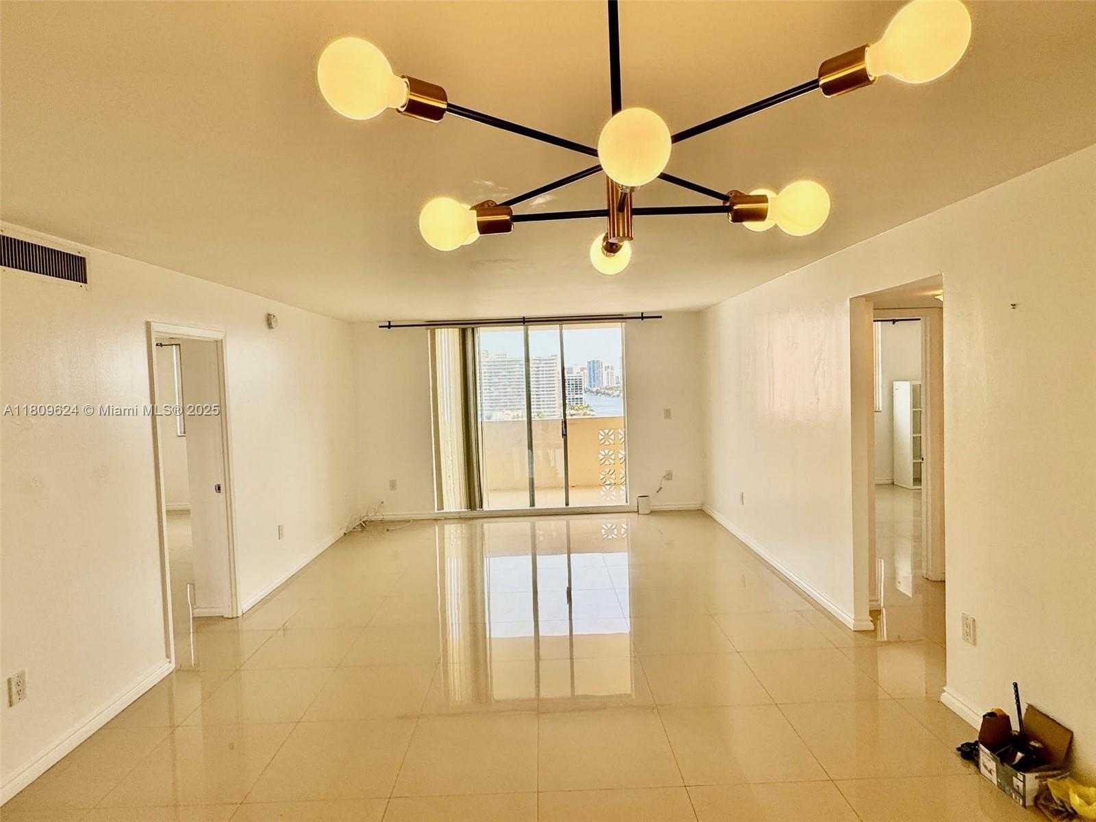 Small Image of 1833 SOUTH OCEAN DR #1508, Hallandale Beach Number 12