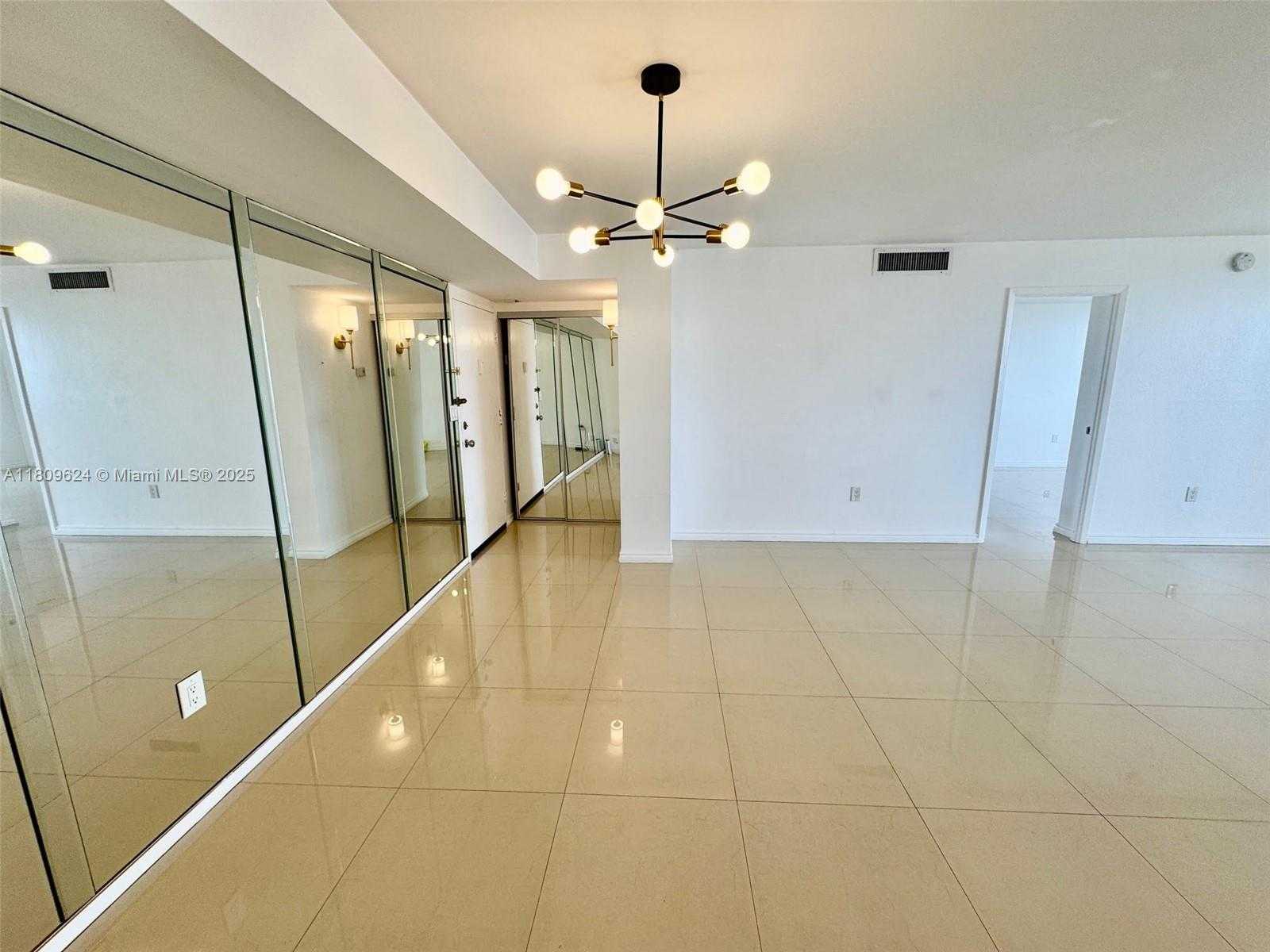 Small Image of 1833 SOUTH OCEAN DR #1508, Hallandale Beach Number 13