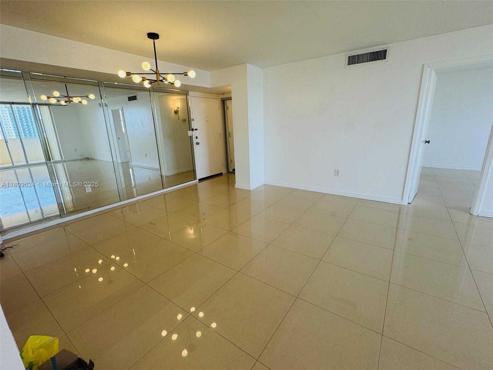 Small Image of 1833 SOUTH OCEAN DR #1508, Hallandale Beach Number 14