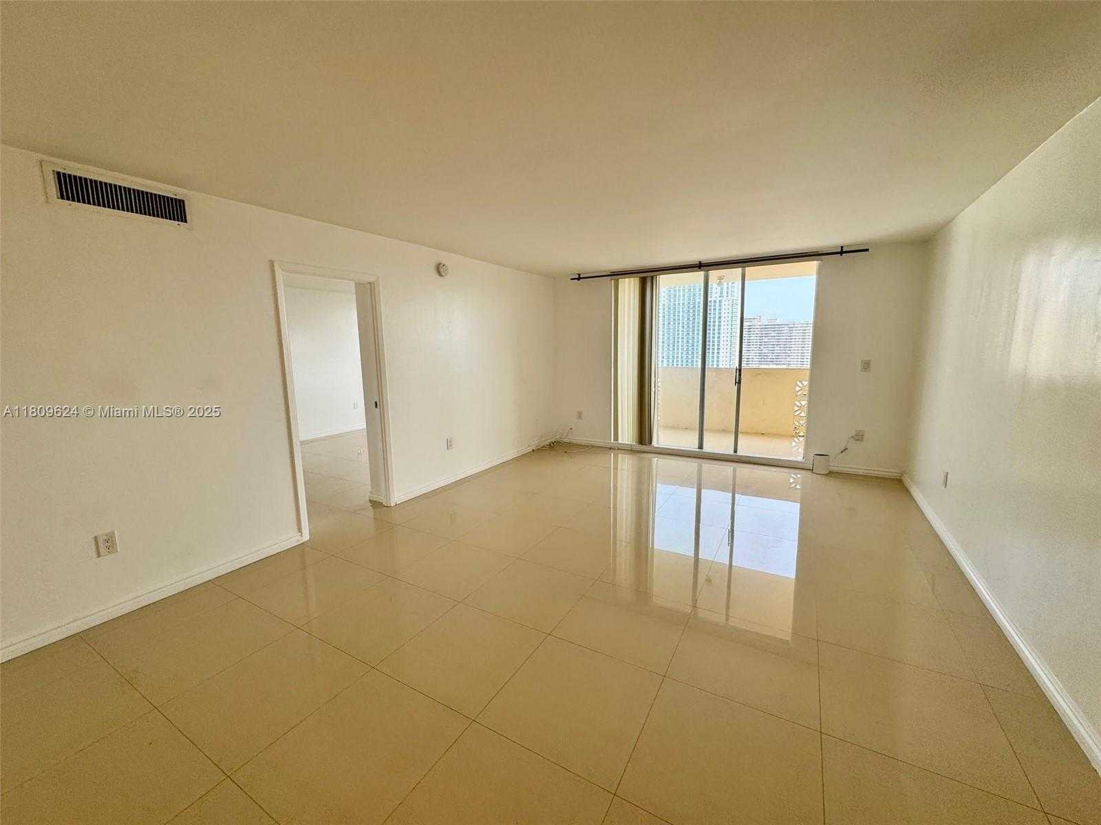 Small Image of 1833 SOUTH OCEAN DR #1508, Hallandale Beach Number 15