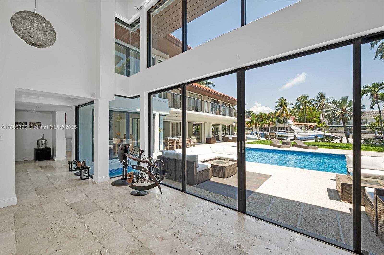 Small Image of 201 KNOLLWOOD DR, Key Biscayne Number 12