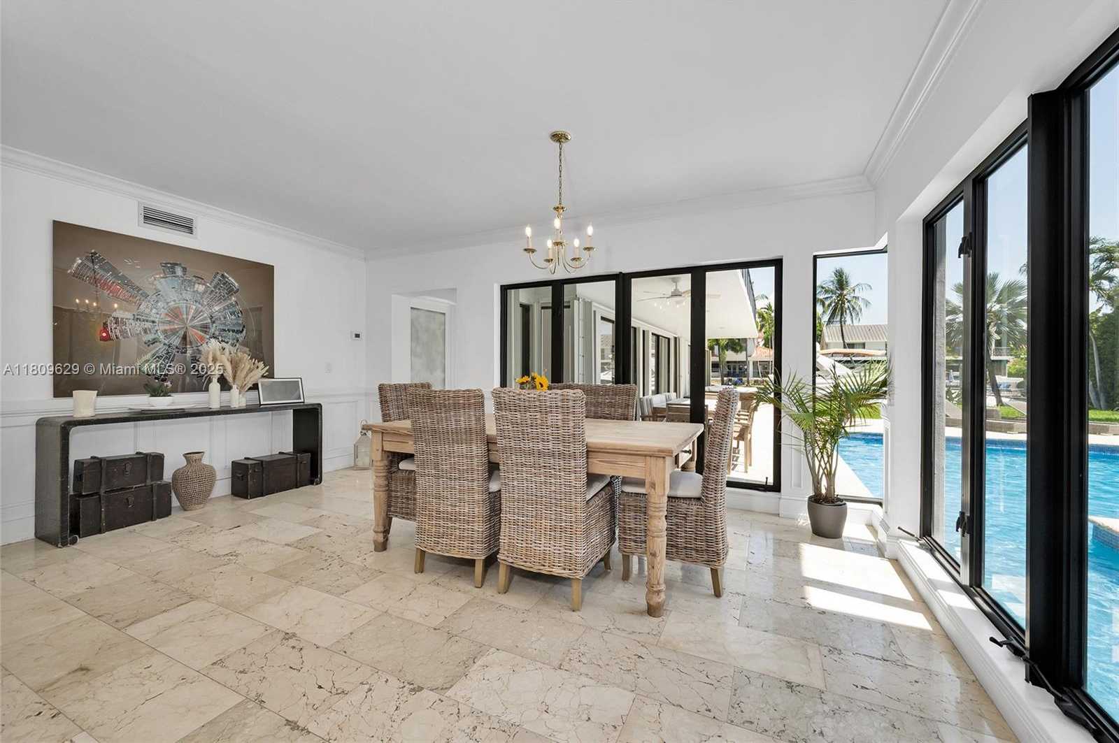 Small Image of 201 KNOLLWOOD DR, Key Biscayne Number 13
