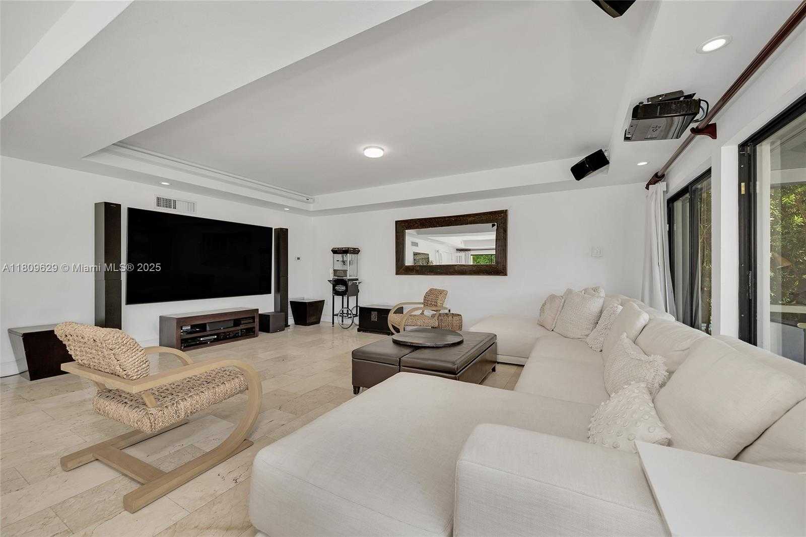 Small Image of 201 KNOLLWOOD DR, Key Biscayne Number 18
