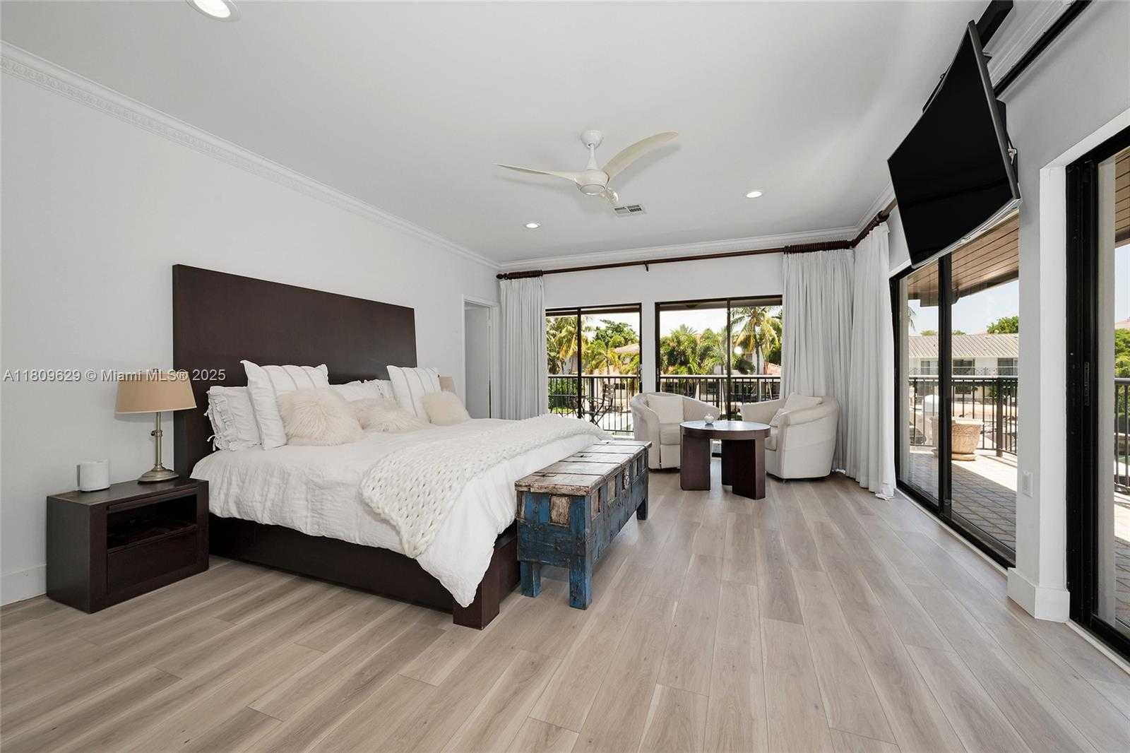 Small Image of 201 KNOLLWOOD DR, Key Biscayne Number 27