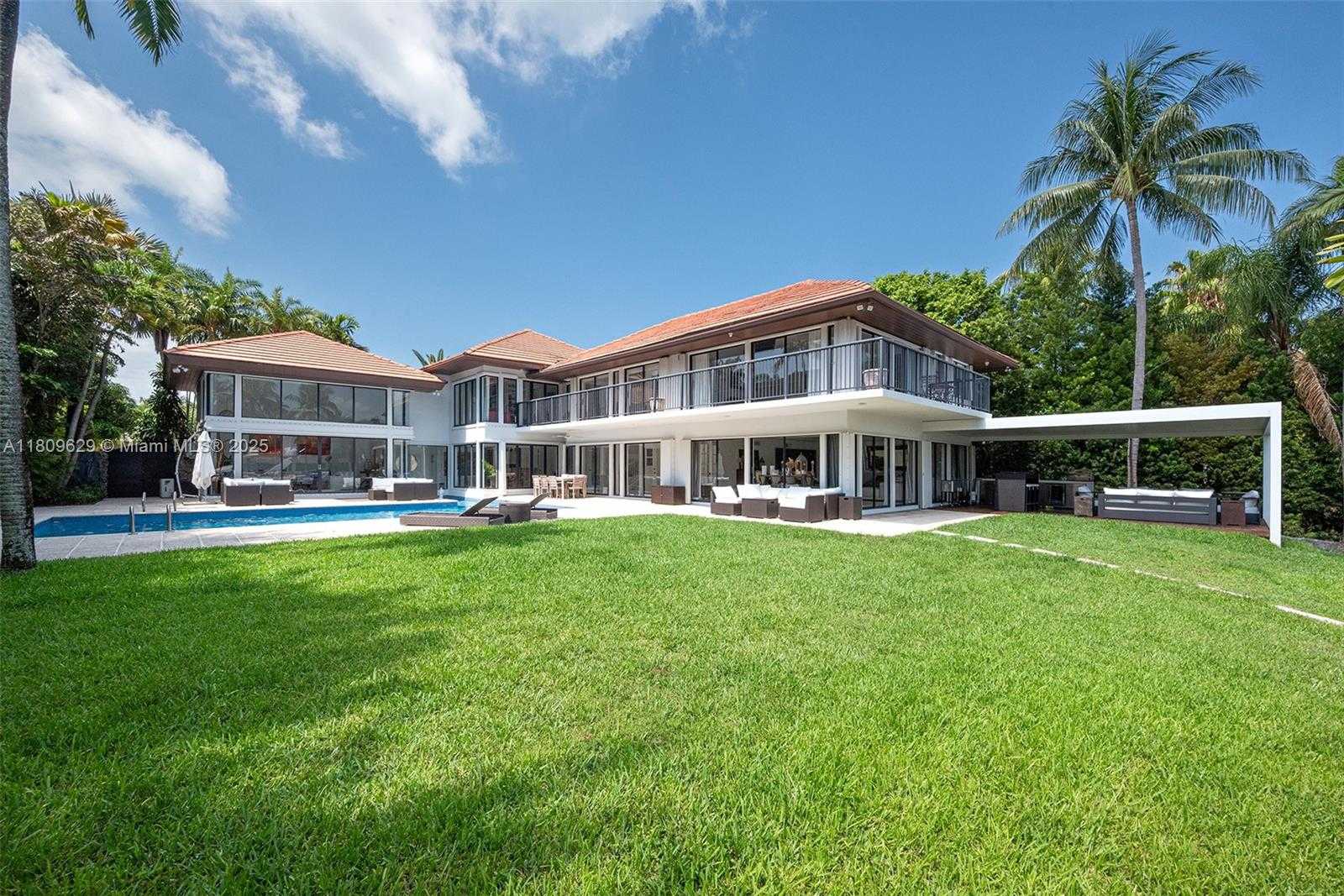 Small Image of 201 KNOLLWOOD DR, Key Biscayne Number 41
