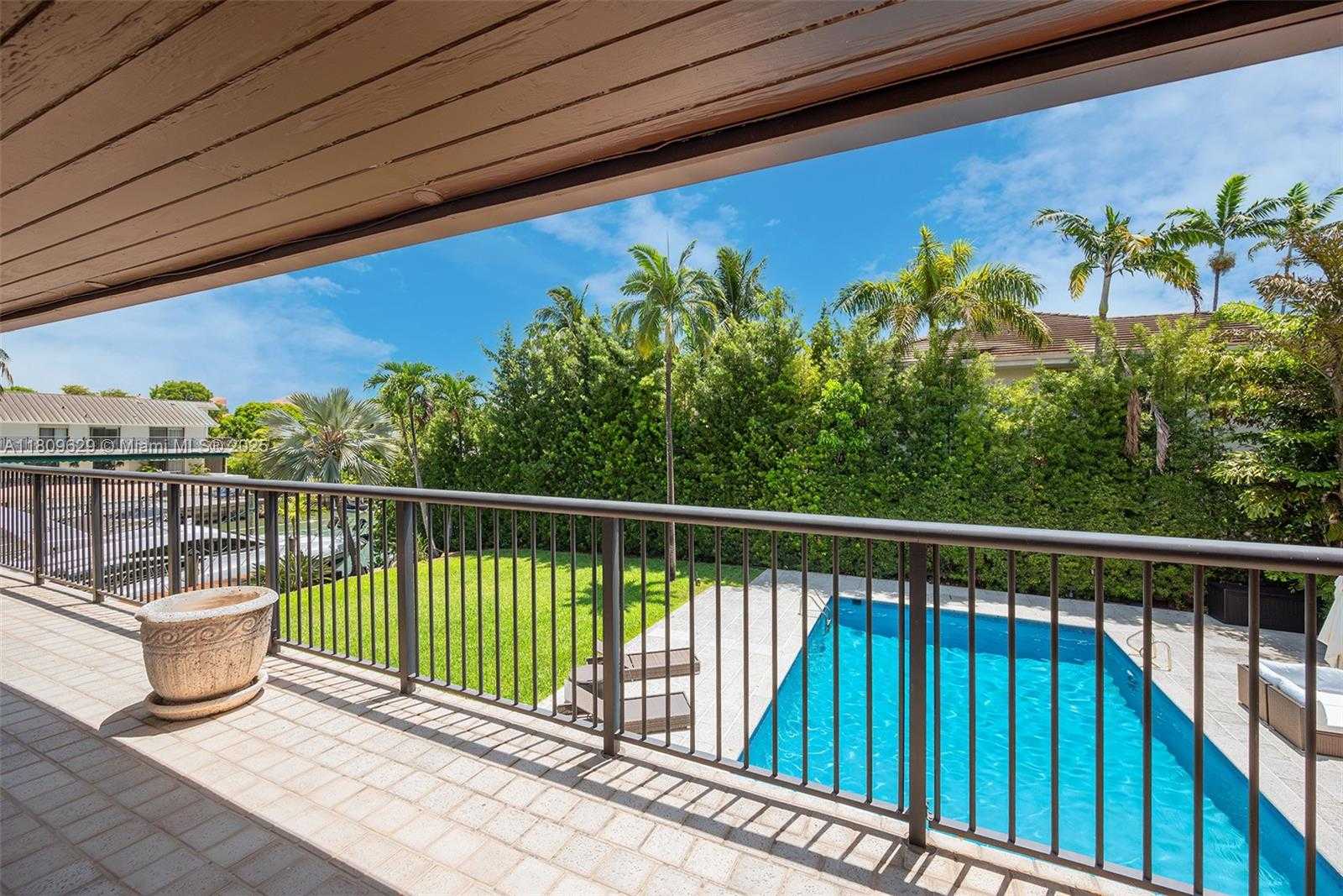 Small Image of 201 KNOLLWOOD DR, Key Biscayne Number 43