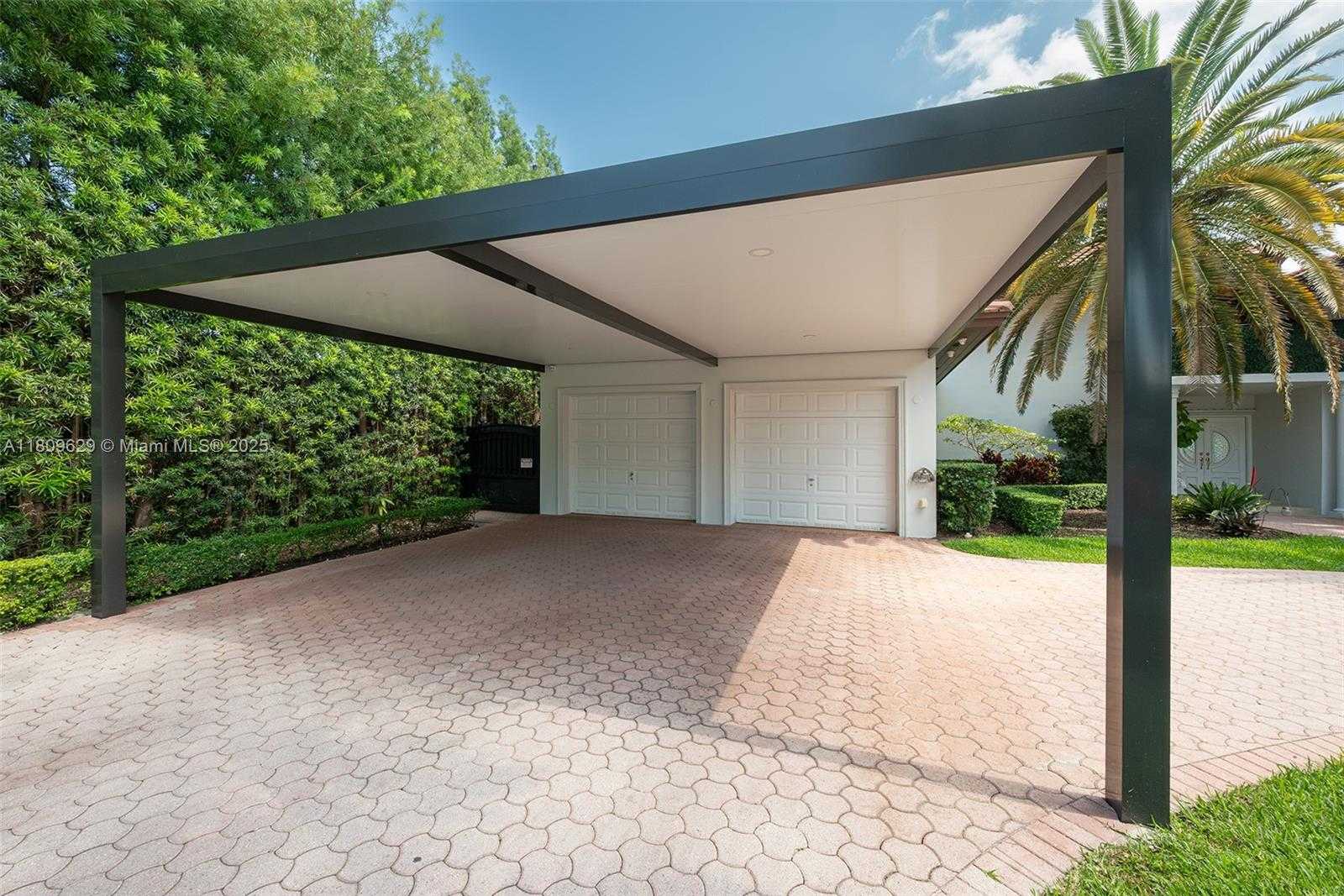 Small Image of 201 KNOLLWOOD DR, Key Biscayne Number 49