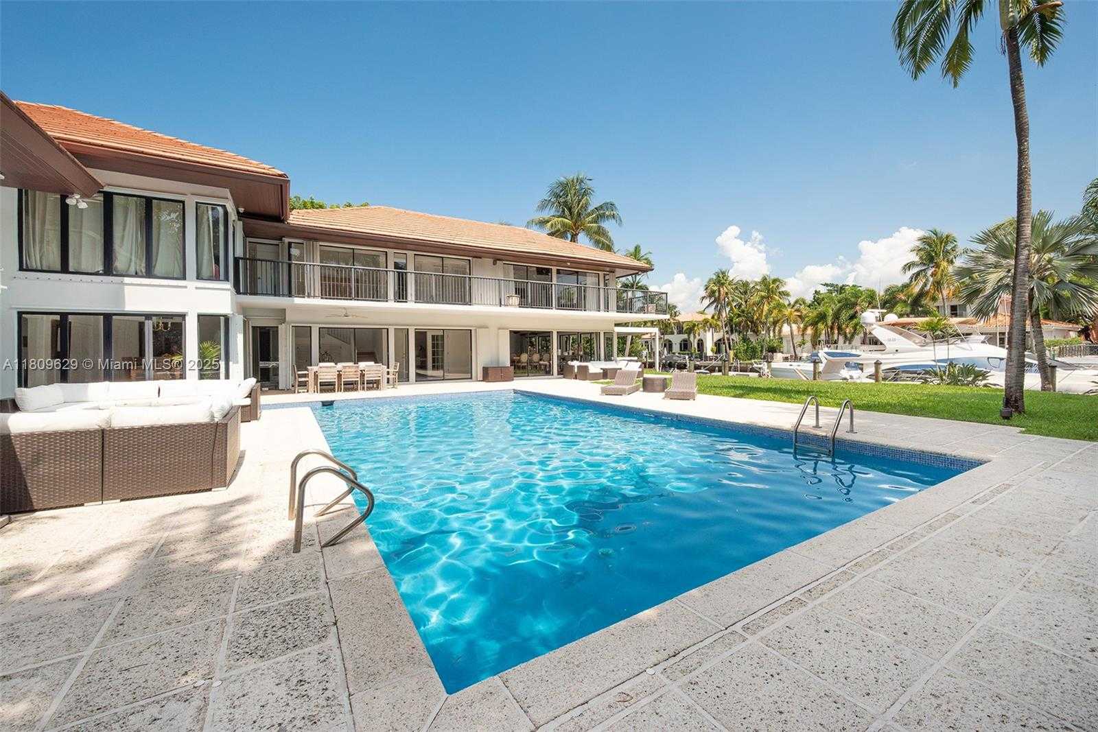 Small Image of 201 KNOLLWOOD DR, Key Biscayne Number 61