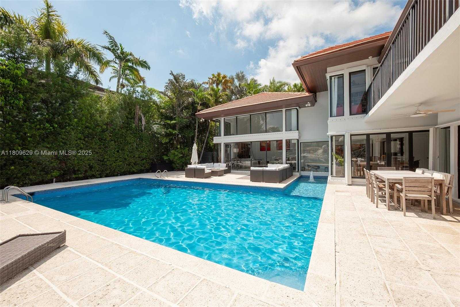 Small Image of 201 KNOLLWOOD DR, Key Biscayne Number 62