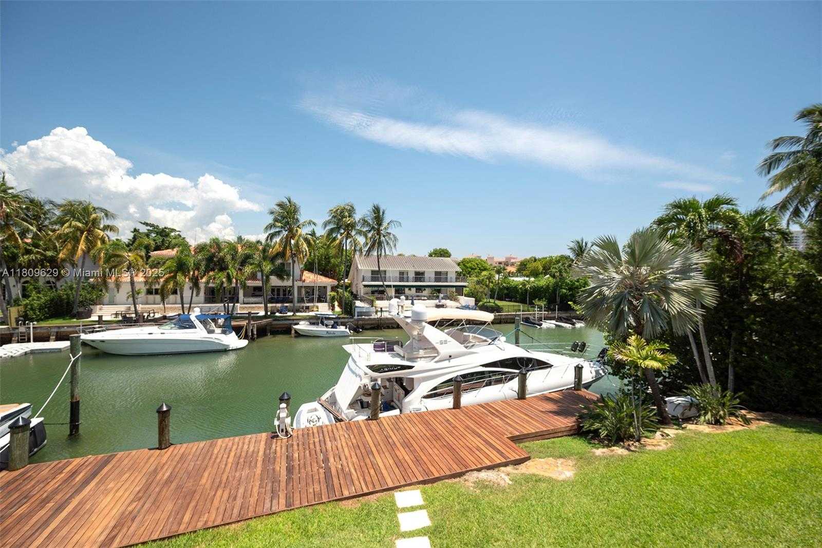 Small Image of 201 KNOLLWOOD DR, Key Biscayne Number 68