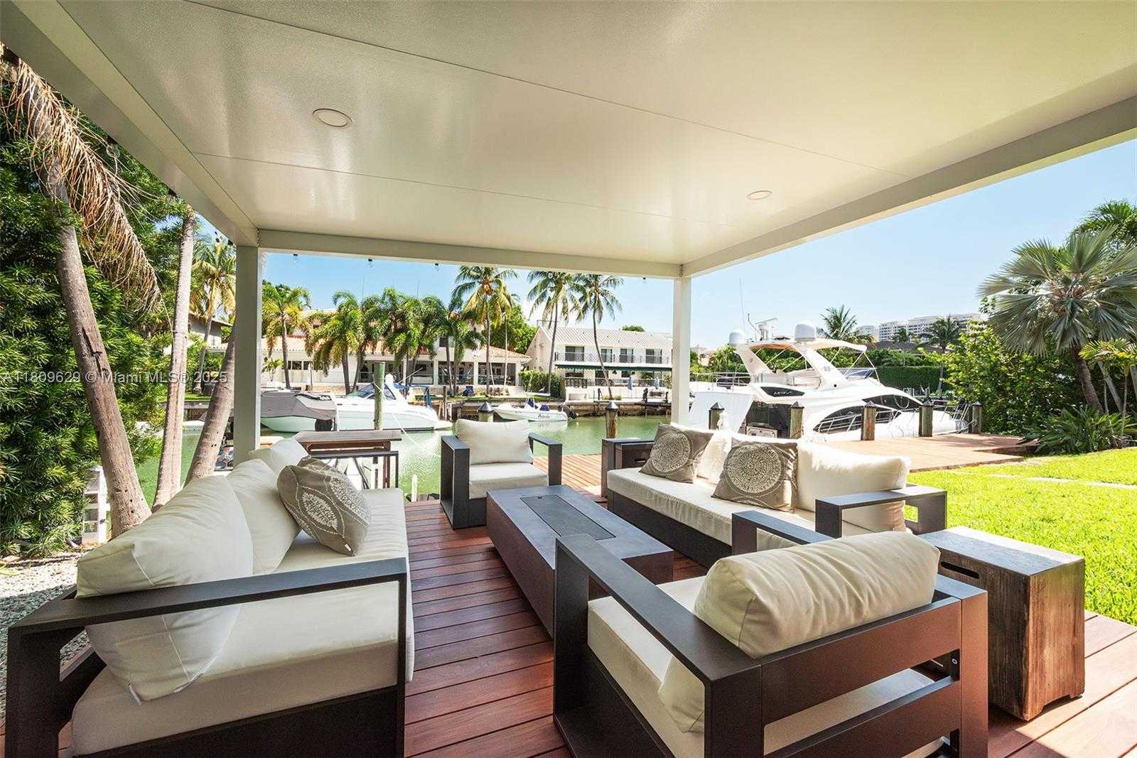 Small Image of 201 KNOLLWOOD DR, Key Biscayne Number 72