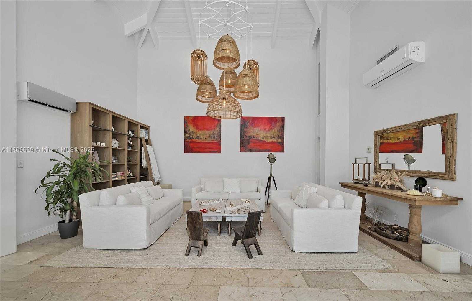Small Image of 201 KNOLLWOOD DR, Key Biscayne Number 8