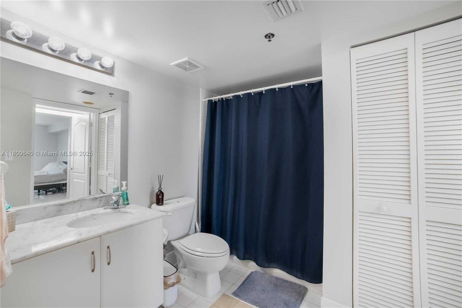 Small Image of 1200 BRICKELL BAY DR #4121, Miami Number 10