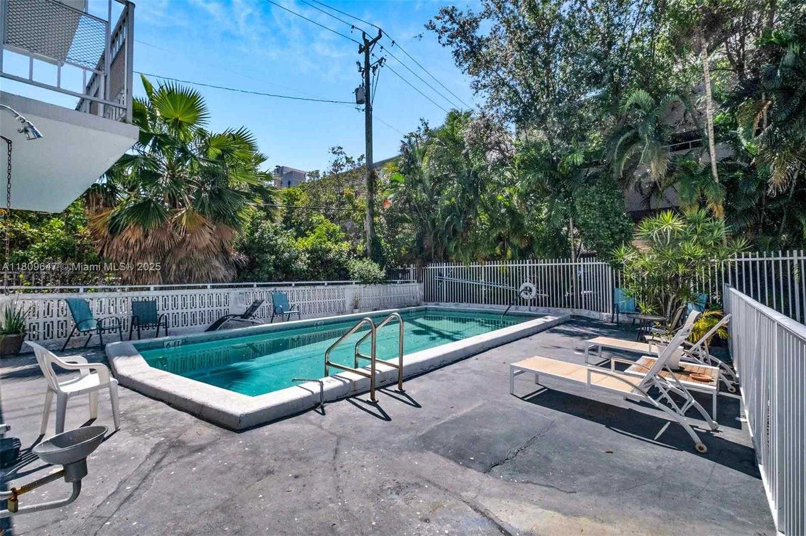 Small Image of 1340 LINCOLN RD #605, Miami Beach Number 15