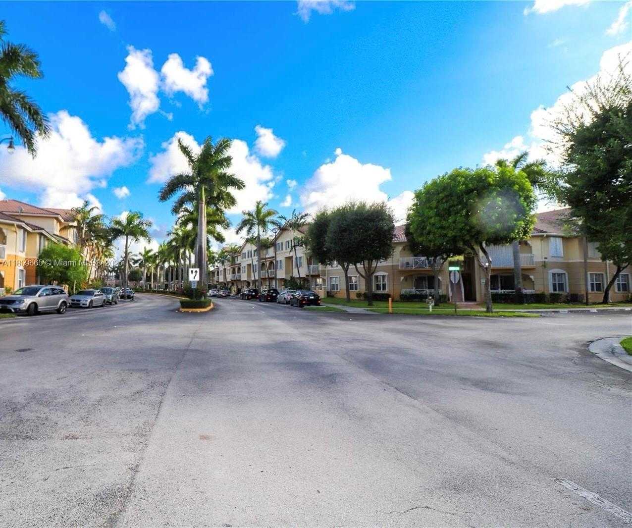 Small Image of 9020 WEST FLAGLER ST #2, Miami Number 12
