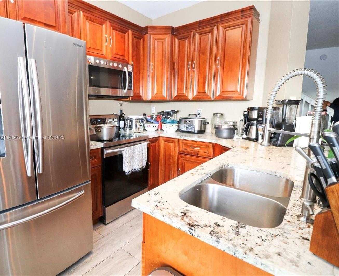 Small Image of 9020 WEST FLAGLER ST #2, Miami Number 3