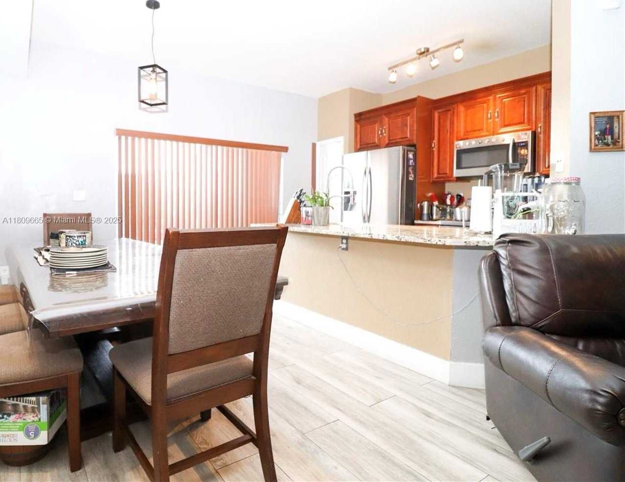 Small Image of 9020 WEST FLAGLER ST #2, Miami Number 4
