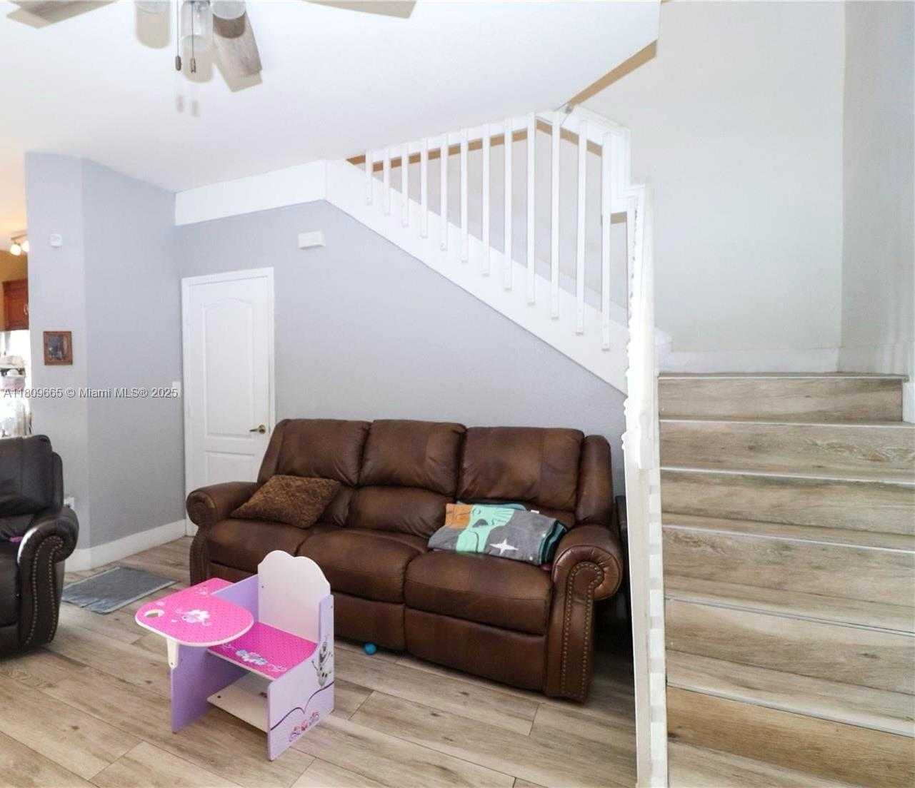 Small Image of 9020 WEST FLAGLER ST #2, Miami Number 7