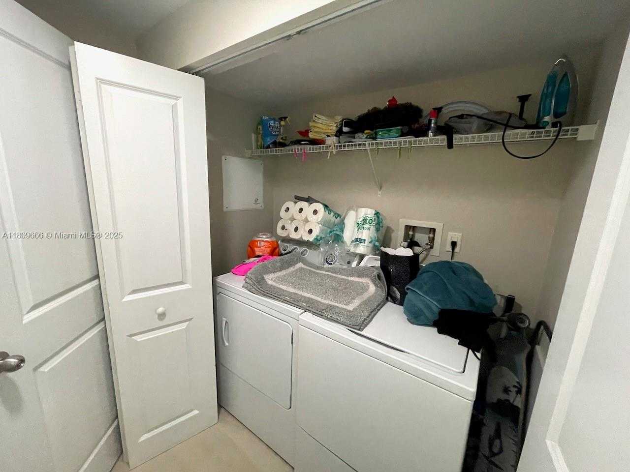 Small Image of 1250 SOUTH MIAMI AVE #2111, Miami Number 16