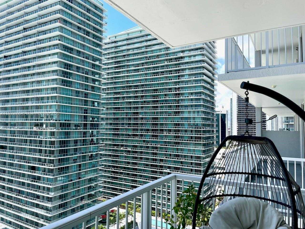 Small Image of 1250 SOUTH MIAMI AVE #2111, Miami Number 3