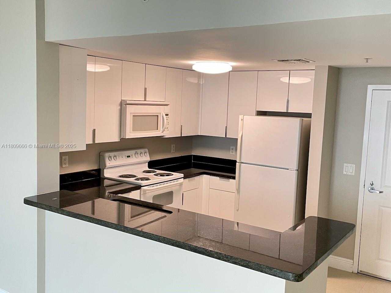 Small Image of 1250 SOUTH MIAMI AVE #2111, Miami Number 6