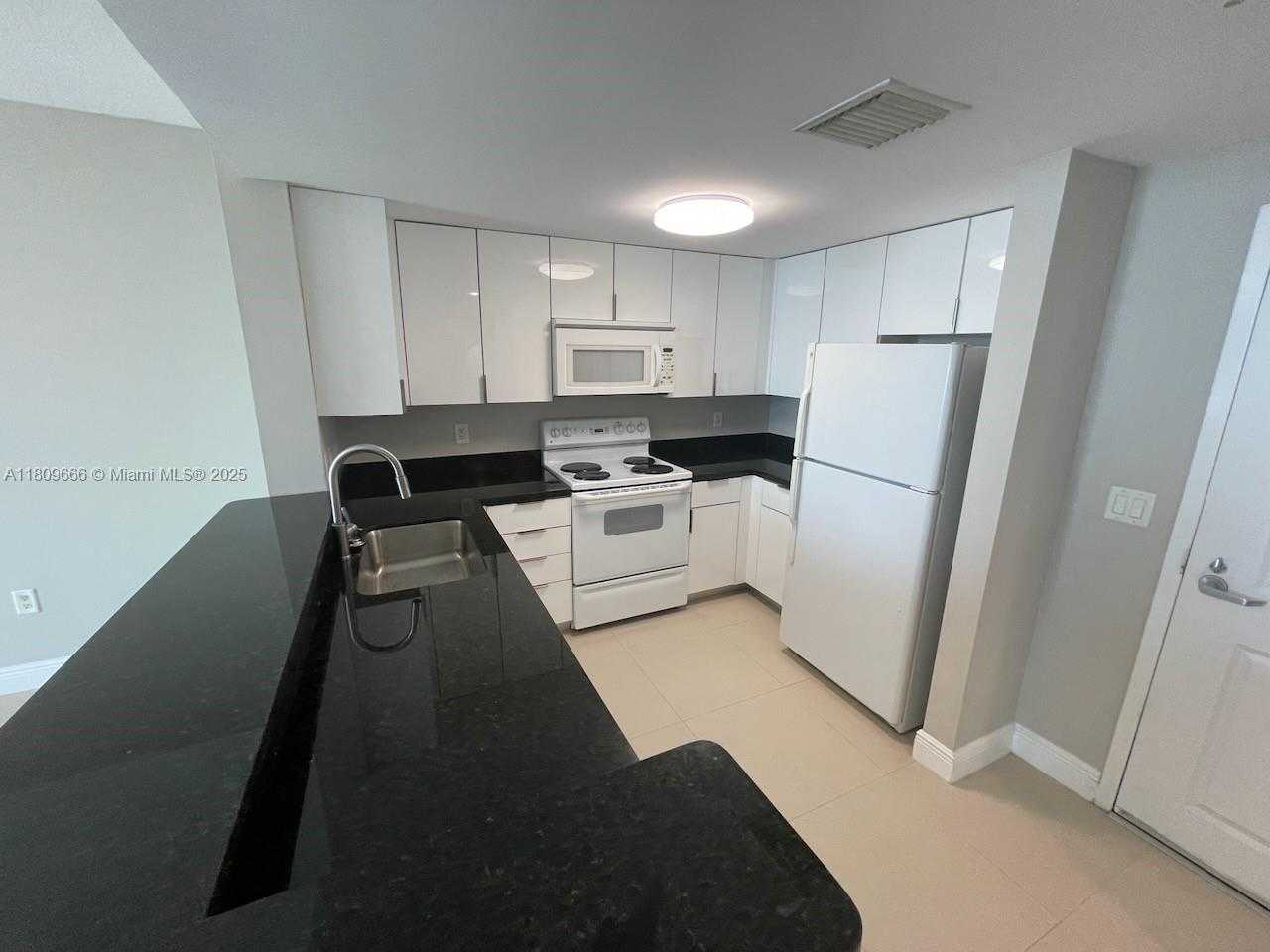 Small Image of 1250 SOUTH MIAMI AVE #2111, Miami Number 8