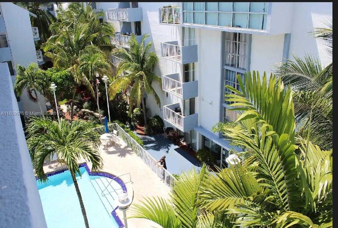 Small Image of 1801 SOUTH TREASURE DR #522, North Bay Village Number 6