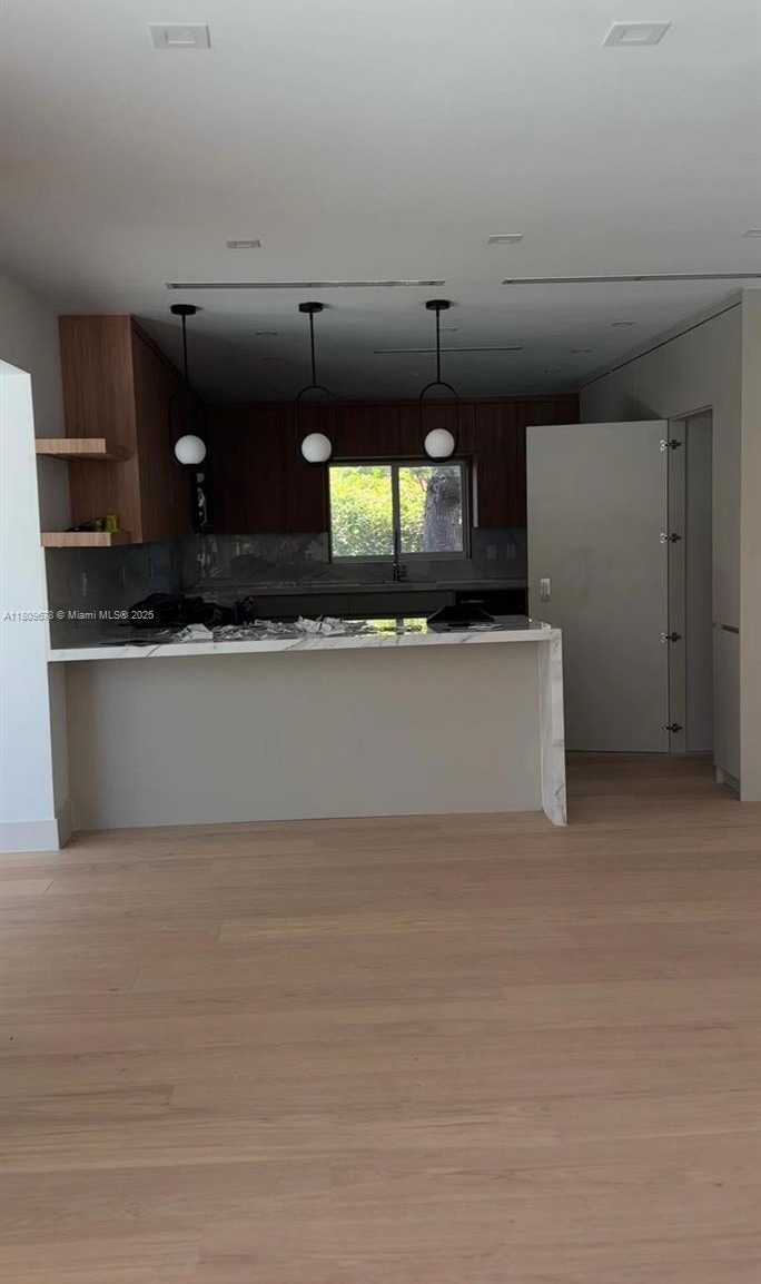 Small Image of 20 NORTH EAST 104TH ST #N/A, Miami Shores Number 10