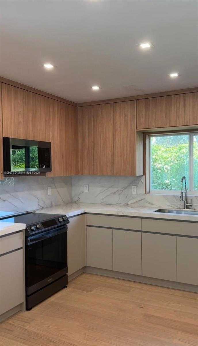 Small Image of 20 NORTH EAST 104TH ST #N/A, Miami Shores Number 2