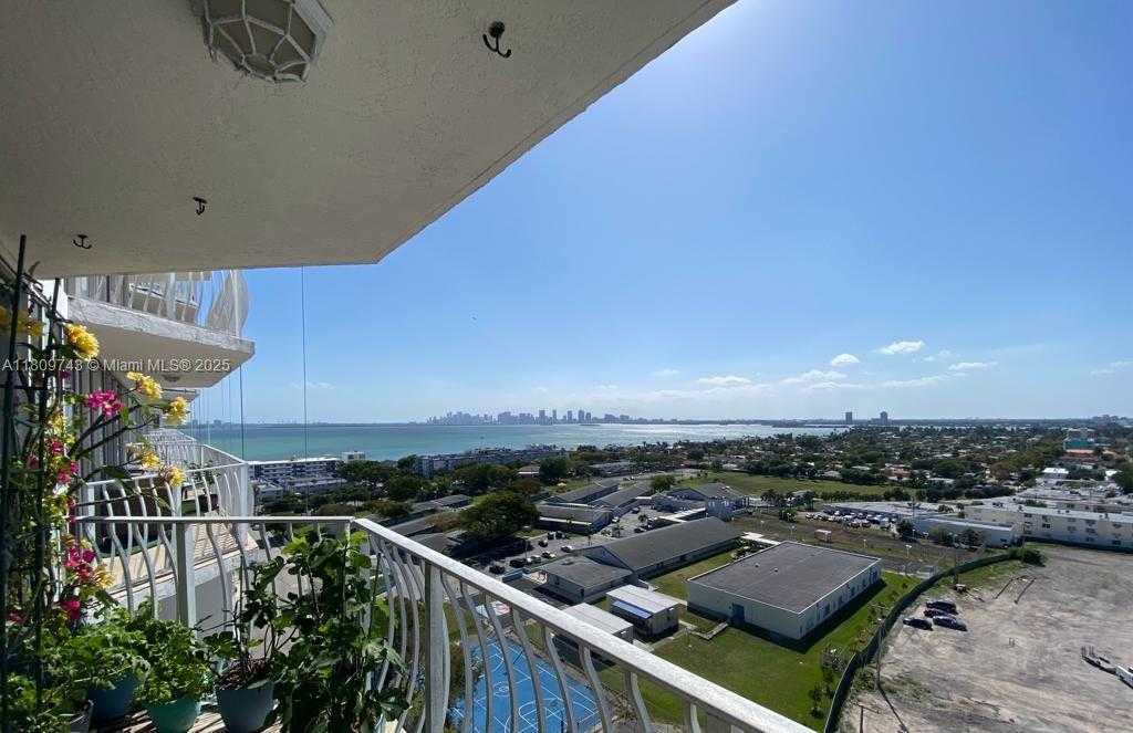 Small Image of 7601 EAST TREASURE DR #1611, North Bay Village Number 2