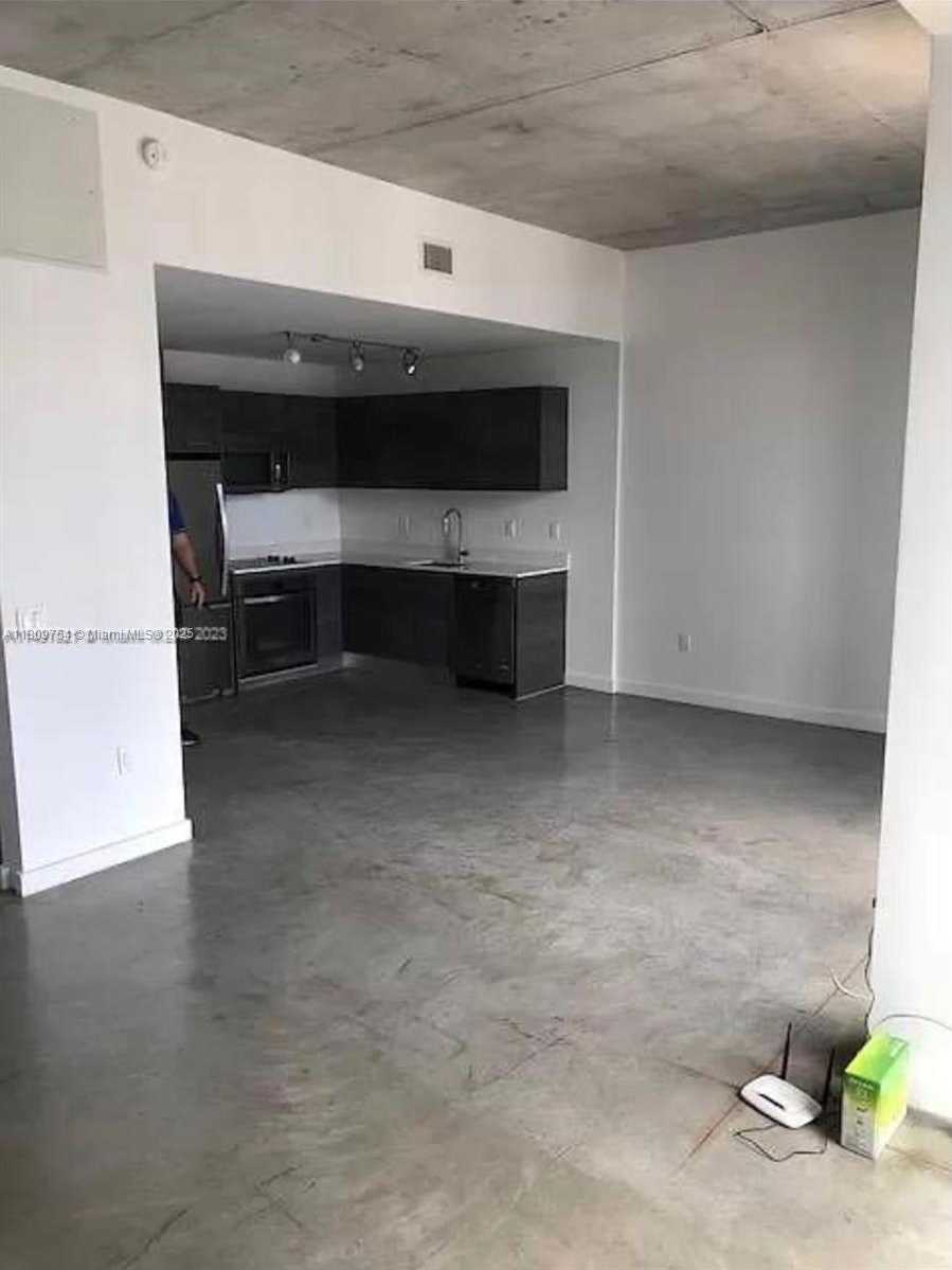 Small Image of 151 SOUTH EAST 1ST ST #2405, Miami Number 2