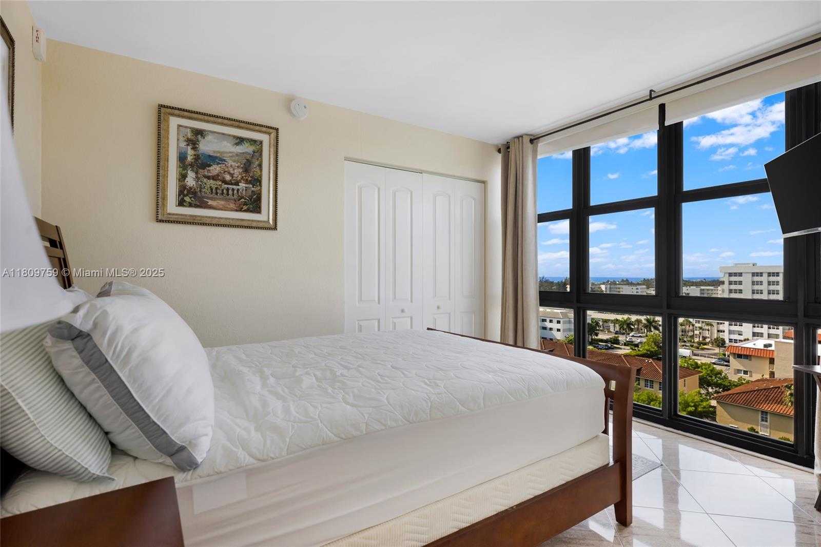 Small Image of 2017 SOUTH OCEAN DR #1004, Hallandale Beach Number 16