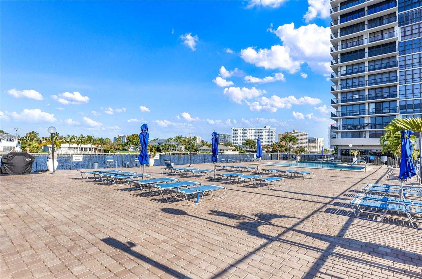 Small Image of 2017 SOUTH OCEAN DR #1004, Hallandale Beach Number 23