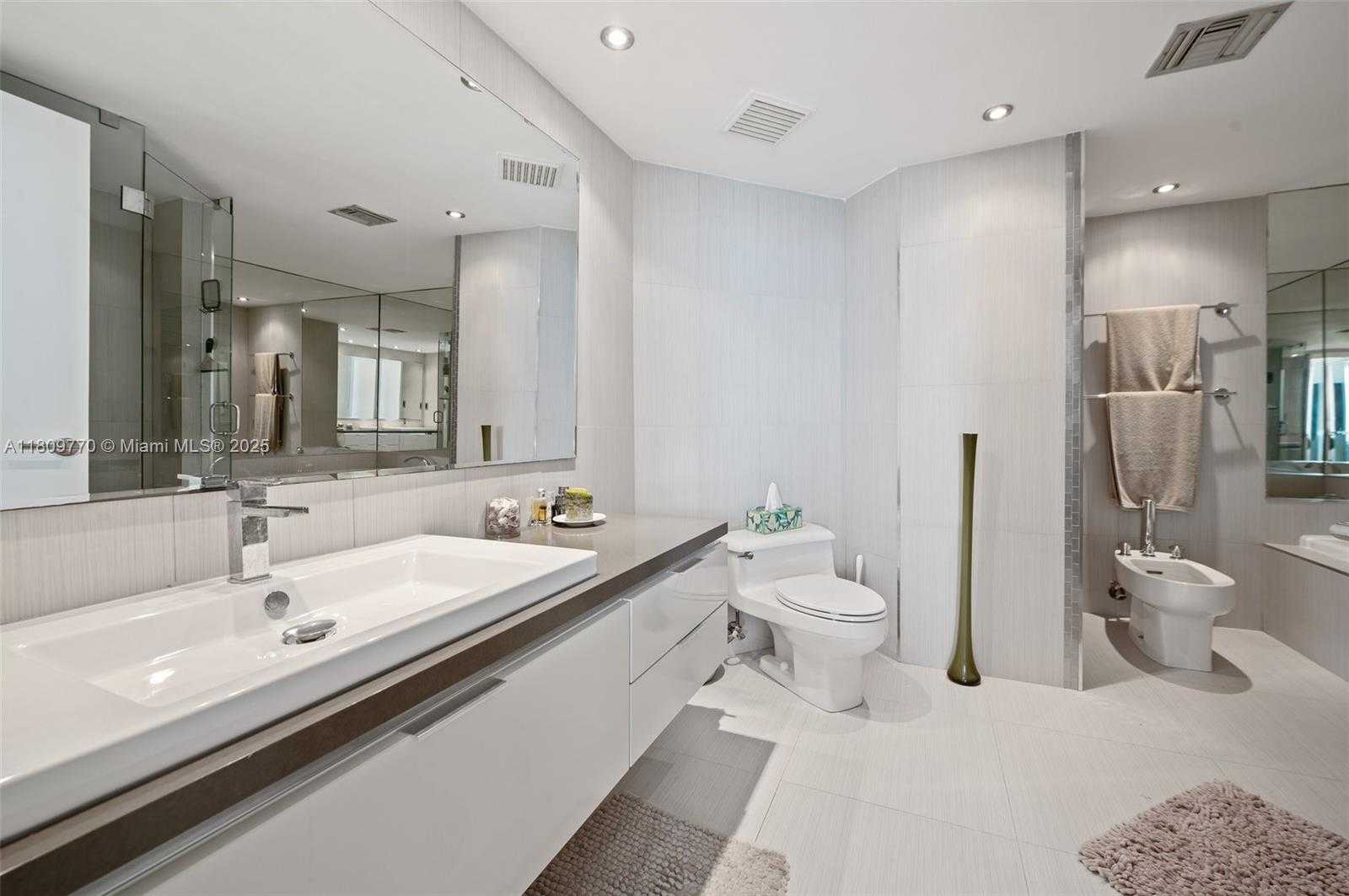 Small Image of 9455 COLLINS AVE #1208, Surfside Number 16
