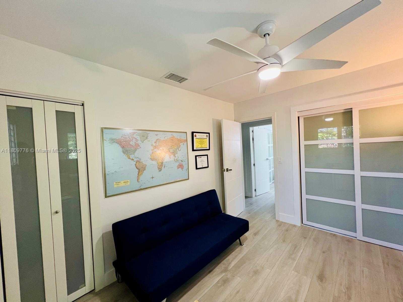 Small Image of 417 ALEDO AVE #417, Coral Gables Number 19
