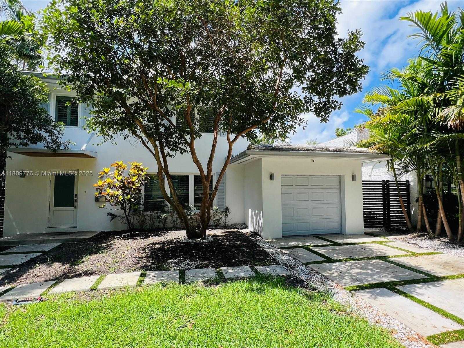 Small Image of 417 ALEDO AVE #417, Coral Gables Number 3