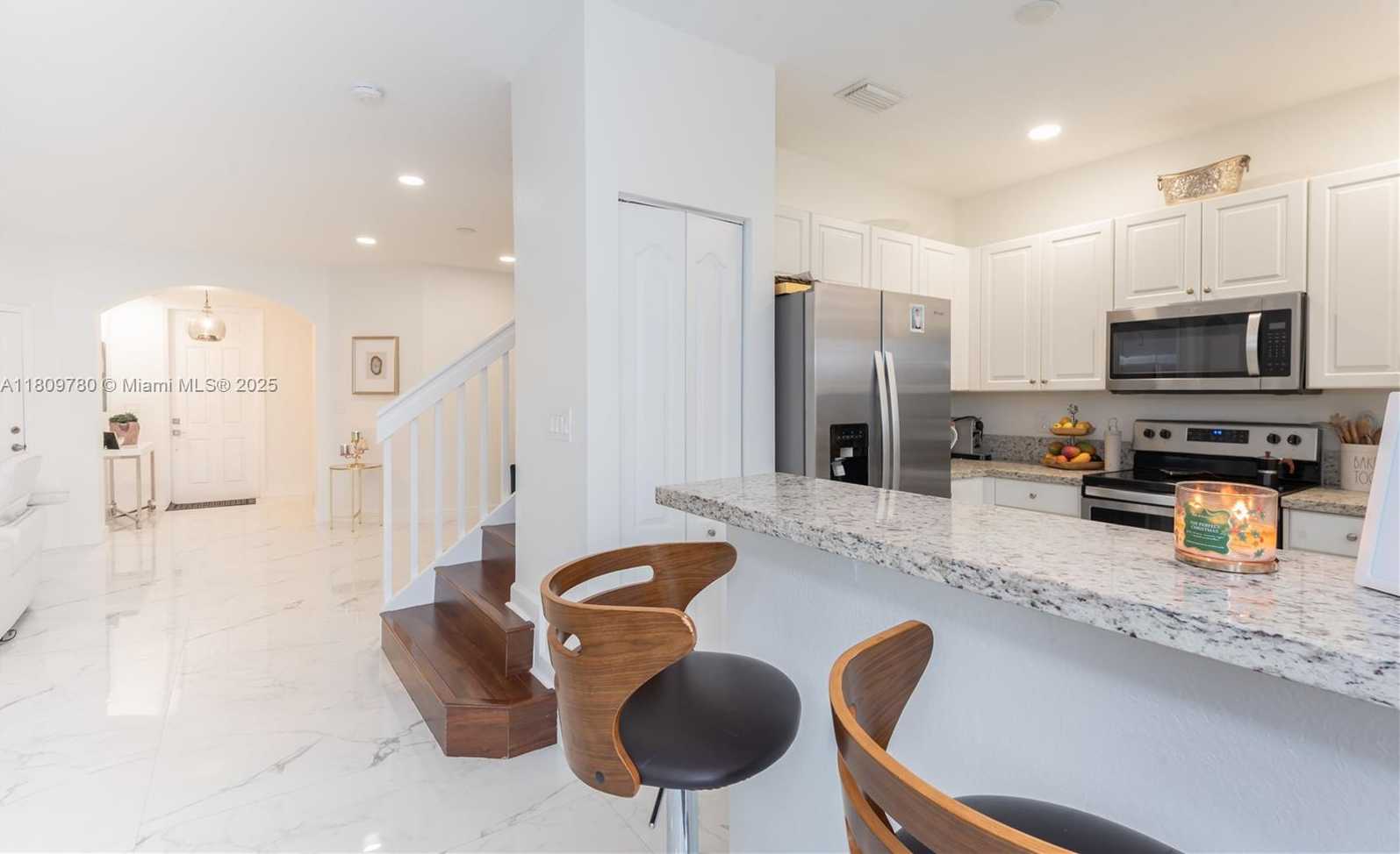 Small Image of 15323 SOUTH WEST 9TH WAY, Miami Number 10