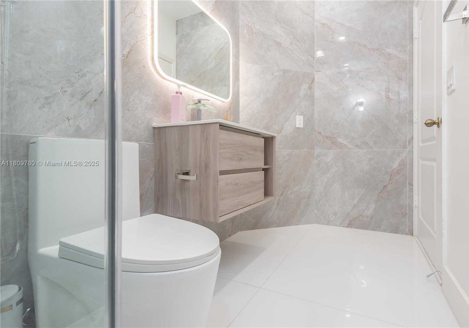 Small Image of 15323 SOUTH WEST 9TH WAY, Miami Number 12