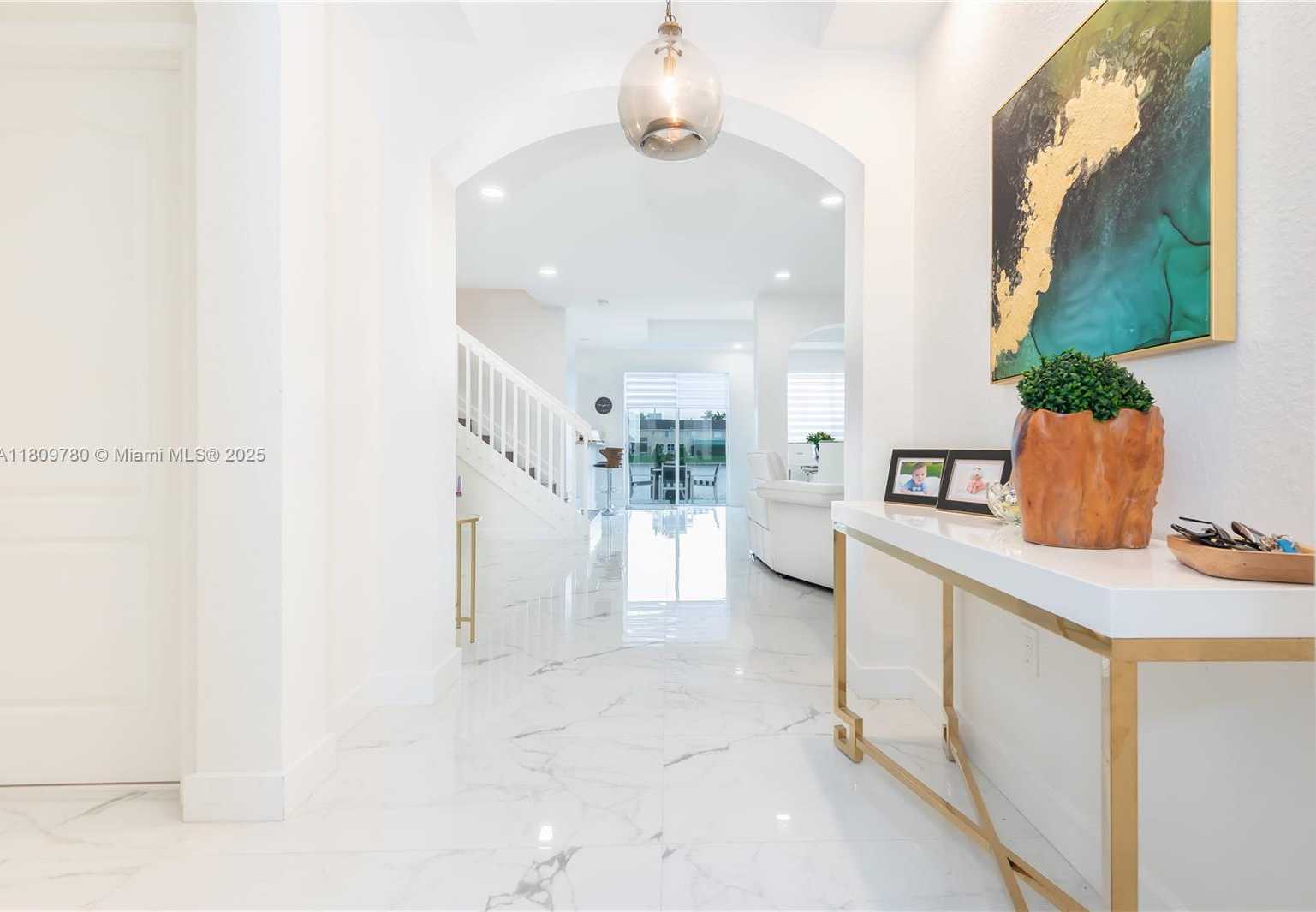 Small Image of 15323 SOUTH WEST 9TH WAY, Miami Number 3