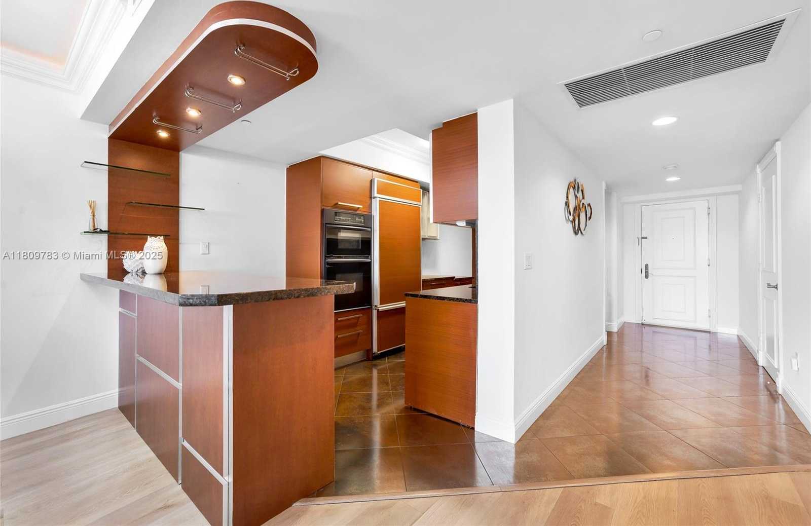 Small Image of 1800 SOUTH OCEAN DR #3607, Hallandale Beach Number 13
